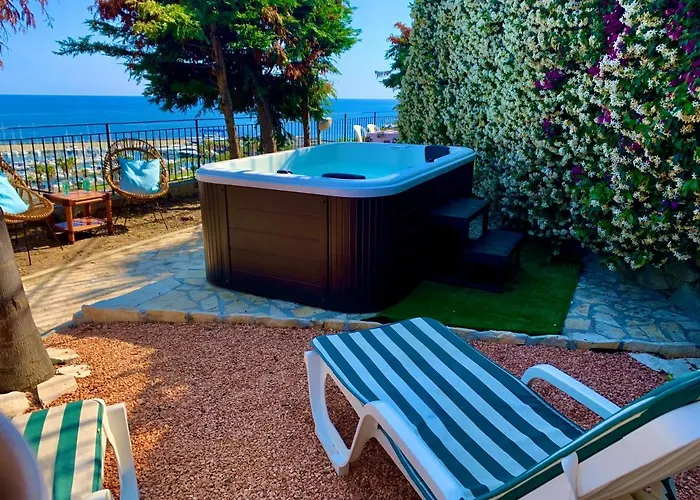 Chiara * Santo Stefano al Mare